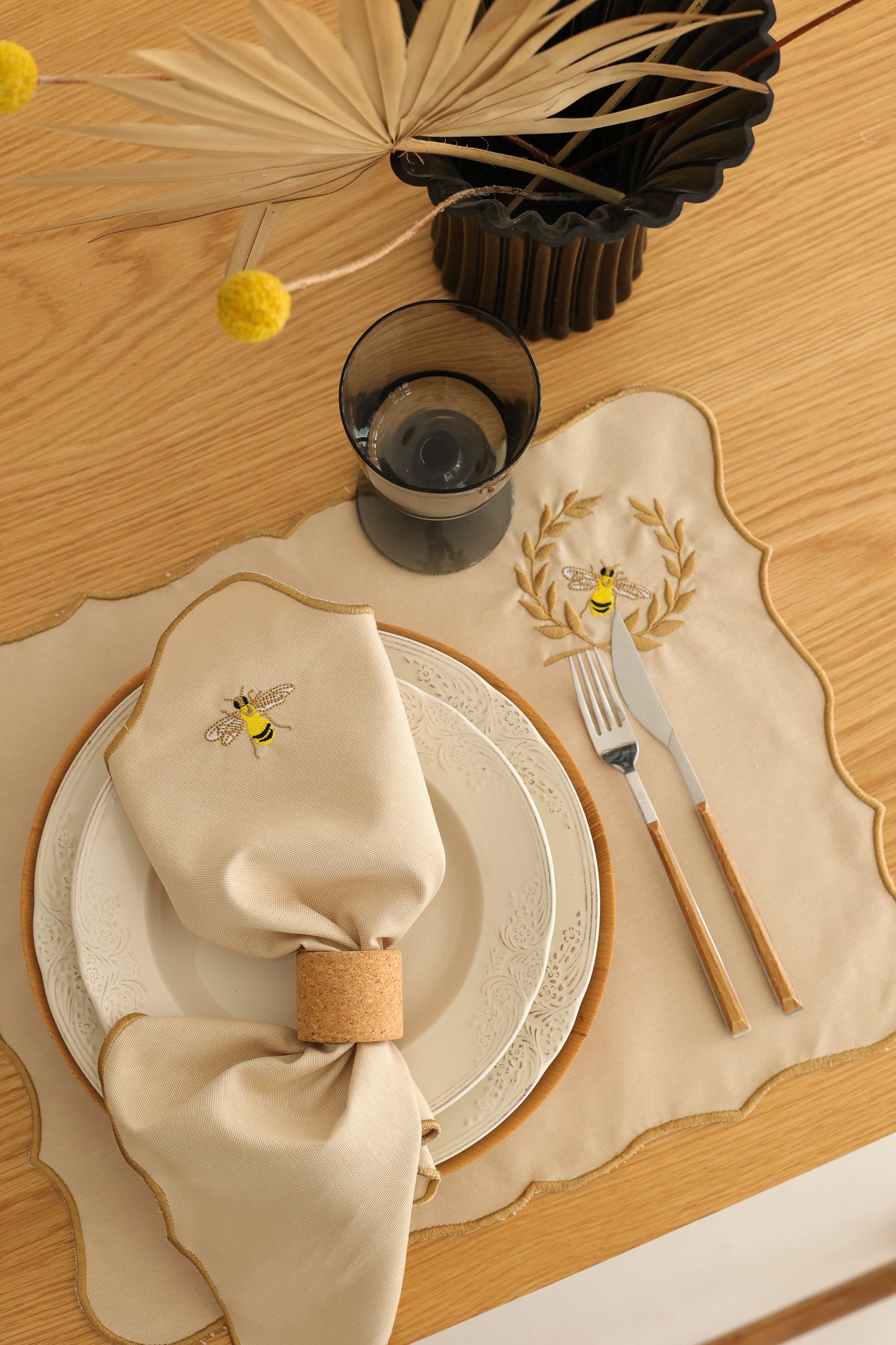 Bee Embroidery Cotton Napkin (Set of 2)