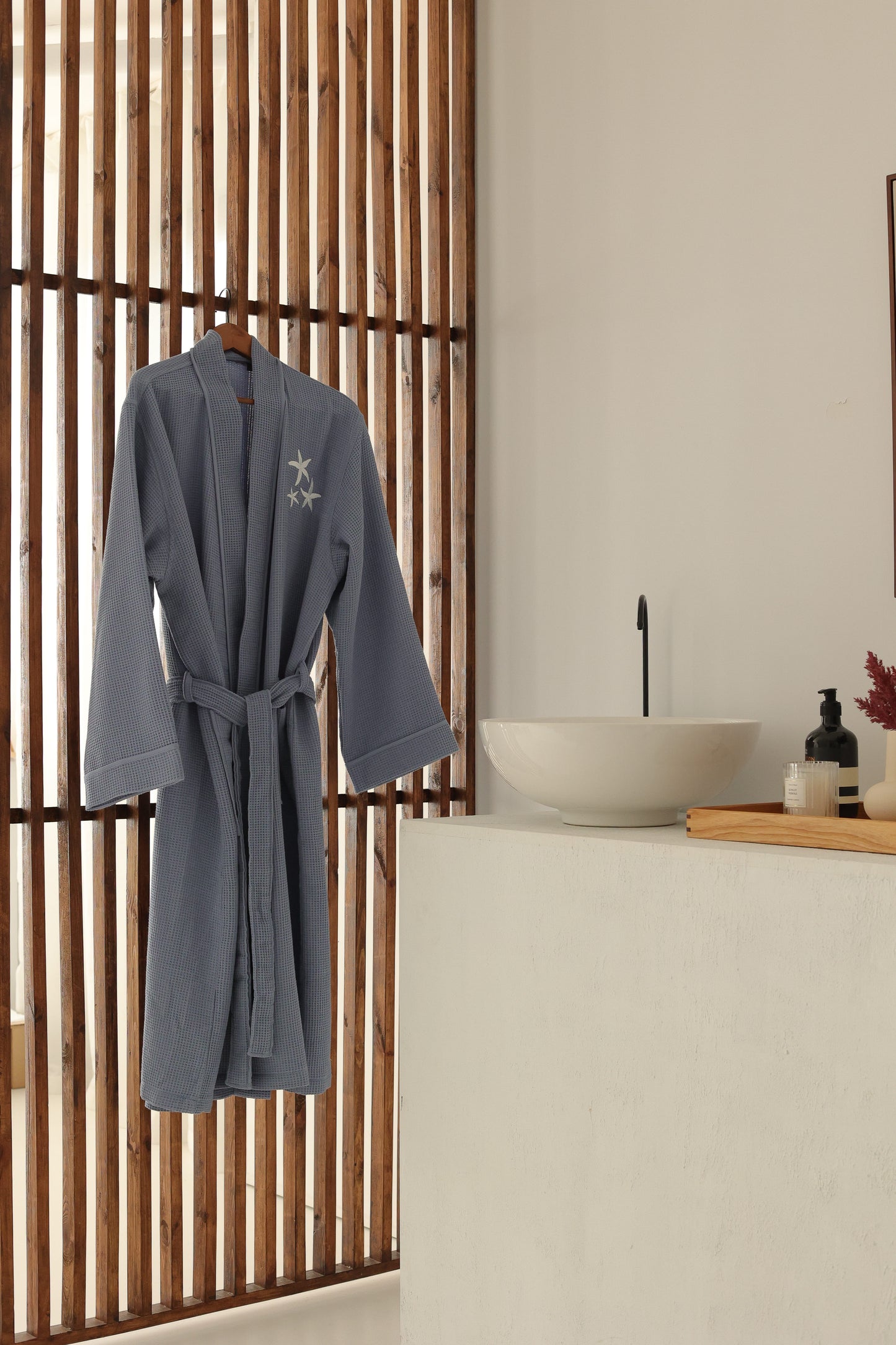 Starfish Embroidery Waffle Bathrobe