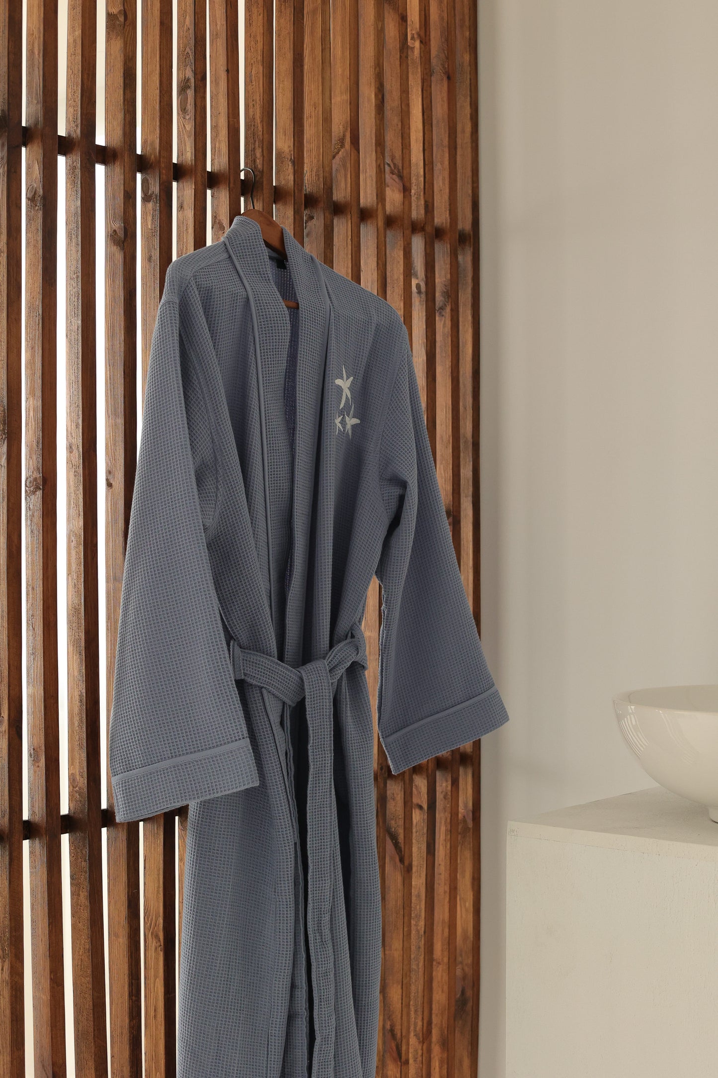 Starfish Embroidery Waffle Bathrobe