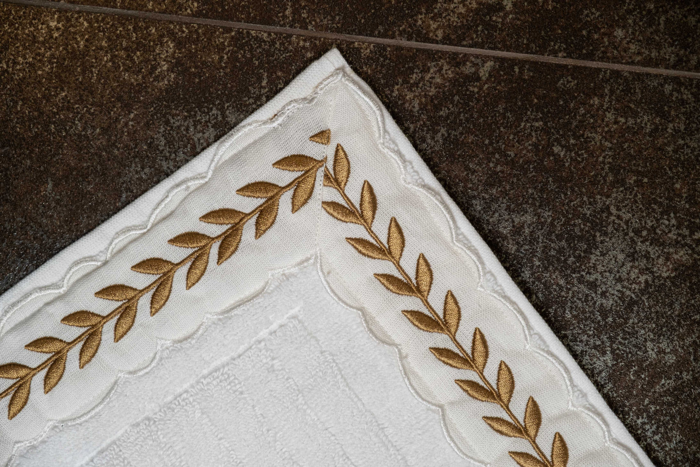 Golden Leaves Embroidery Cotton Bath Mat