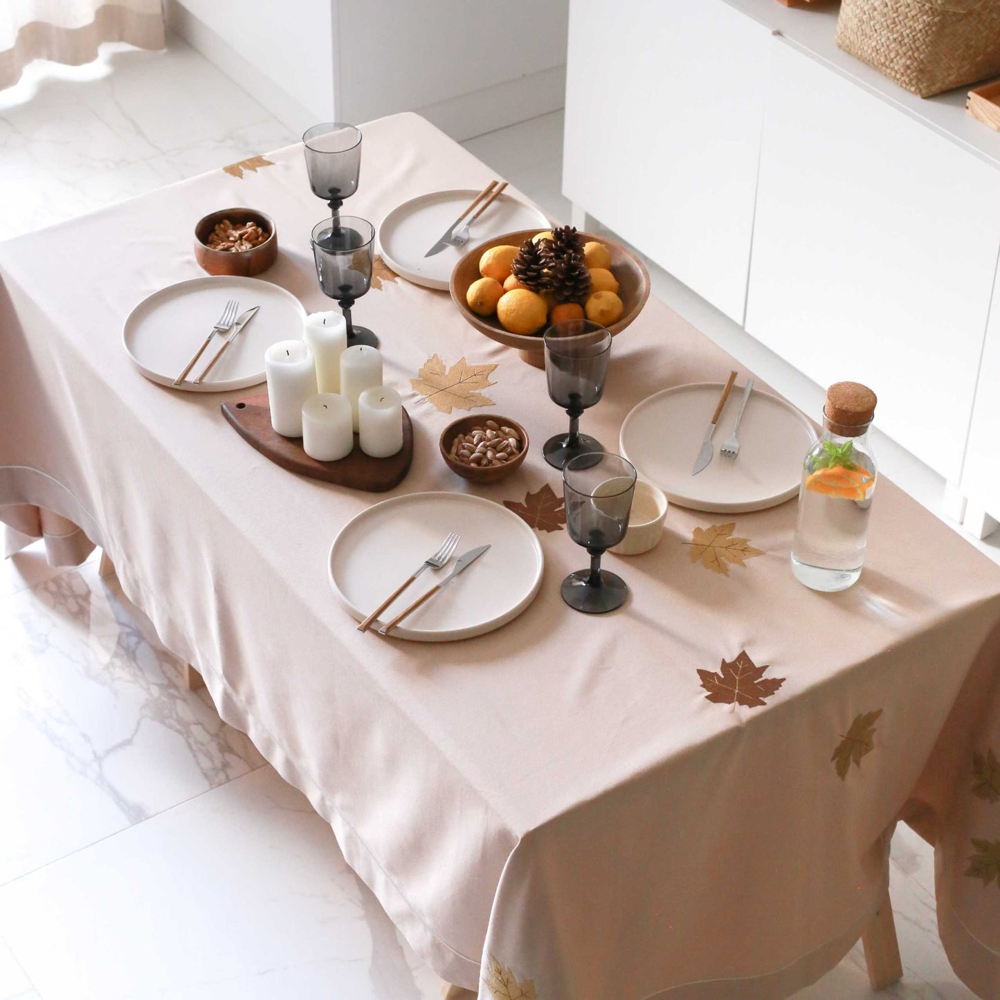 Molla - Leaves Embroidery Cotton Tablecloth