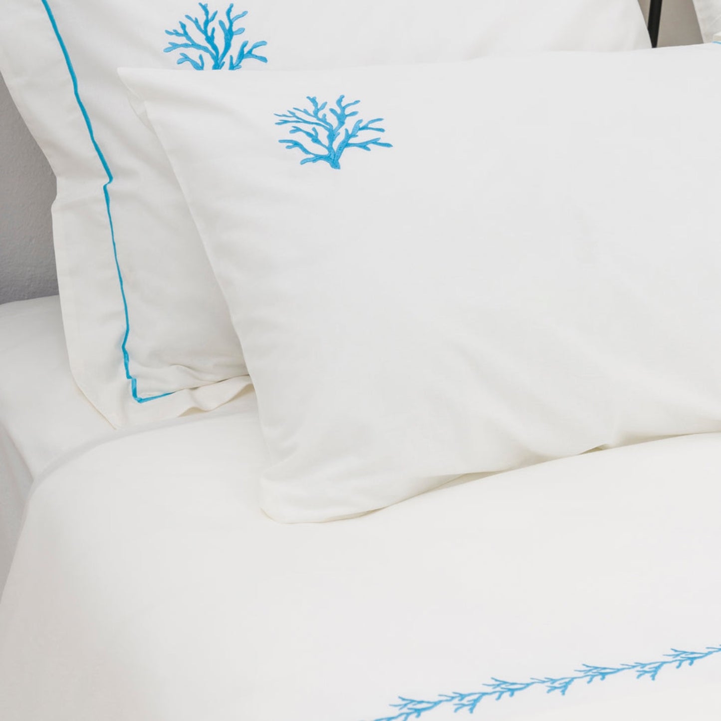 Turquoise Coral Bedding Set