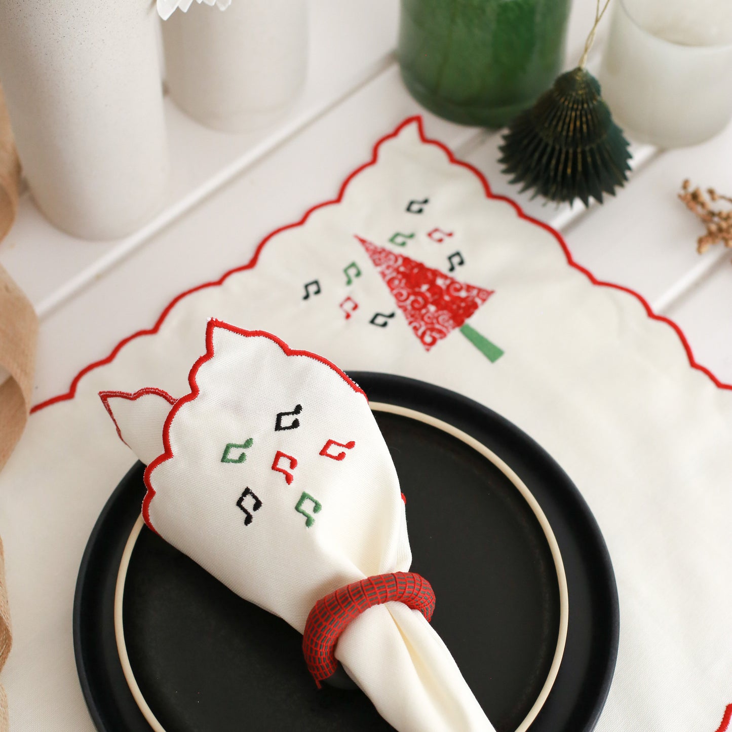 Set of 2 Christmas Tree Embroidery Cotton Placemat