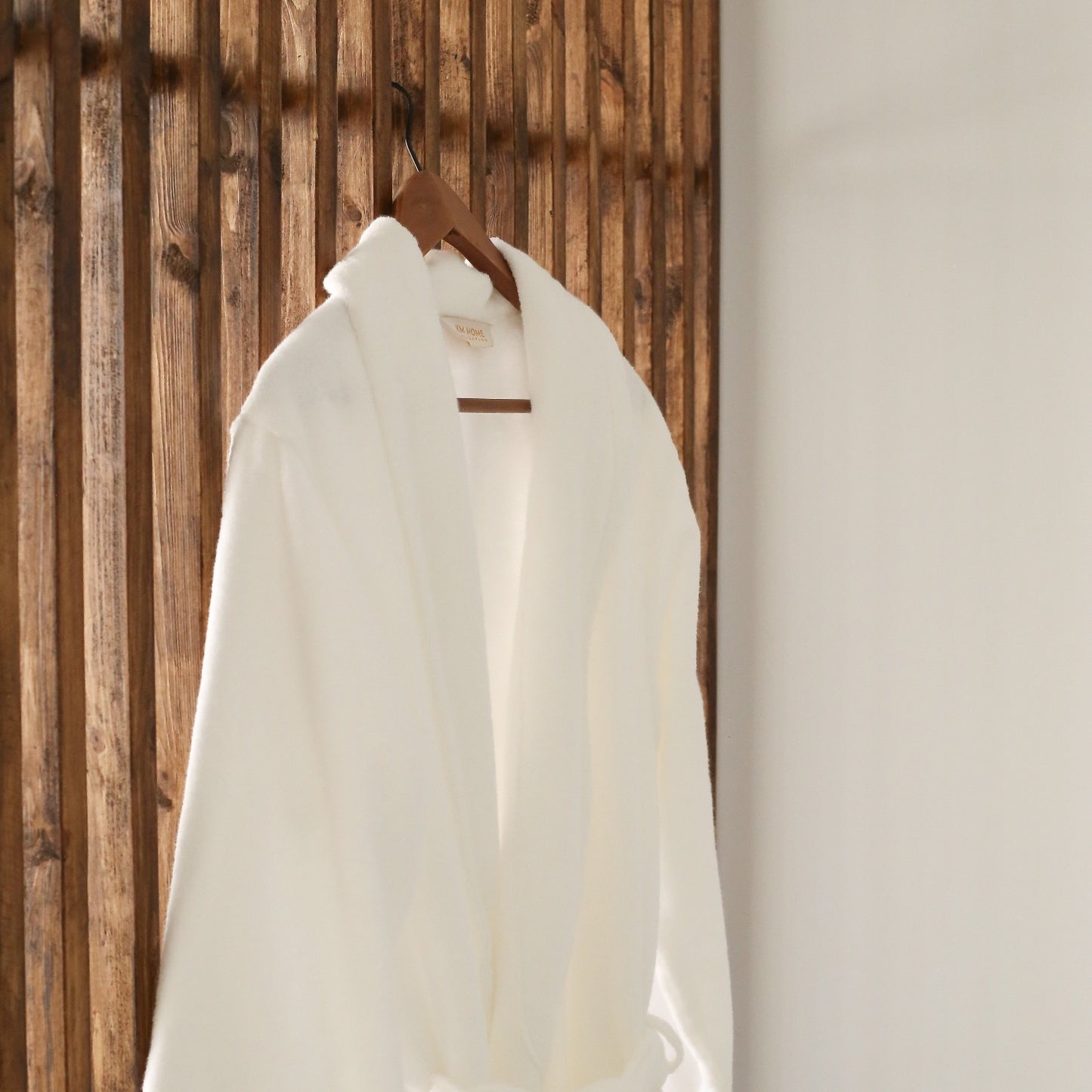 Chain Embroidery Bathrobe