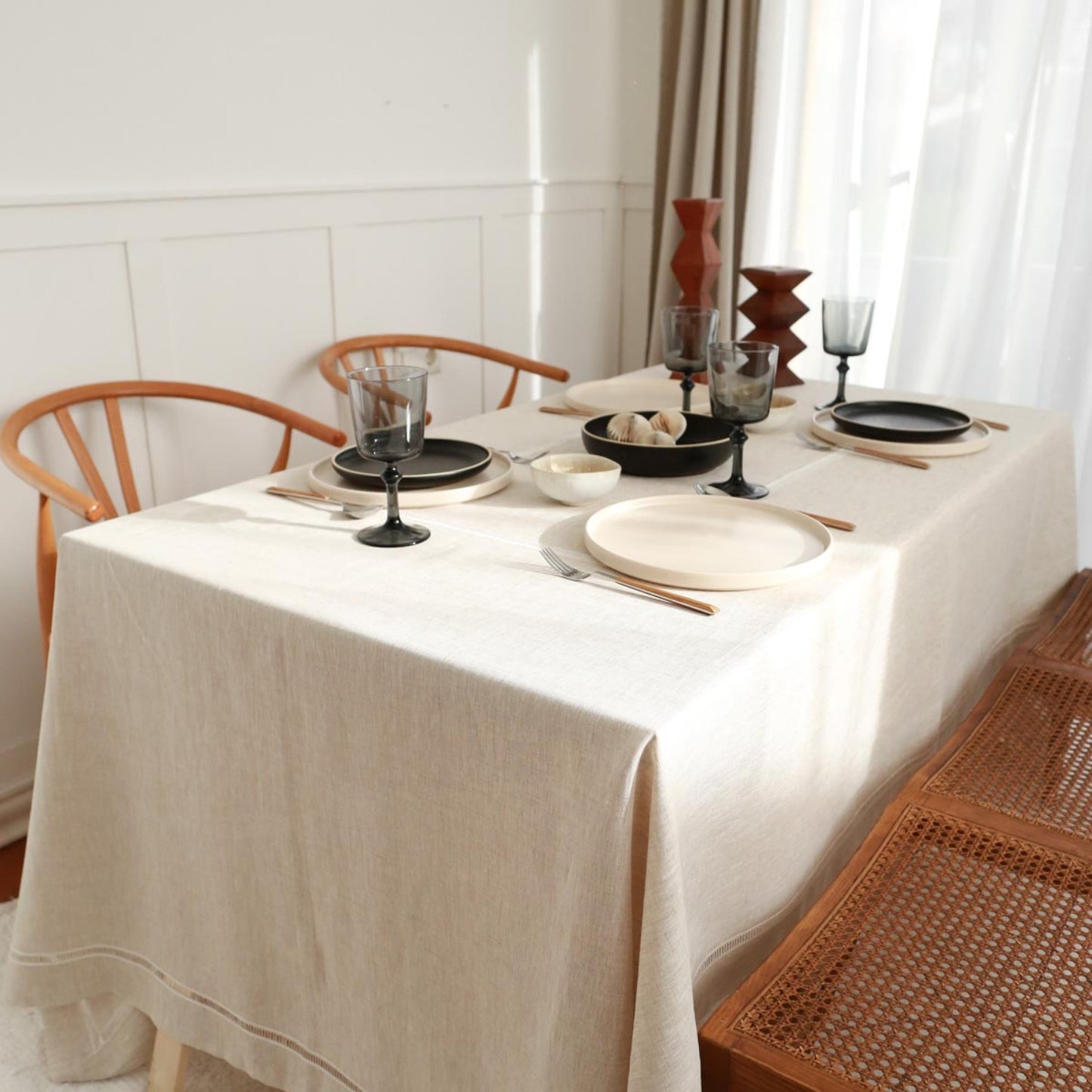 Belva Linen Tablecloth