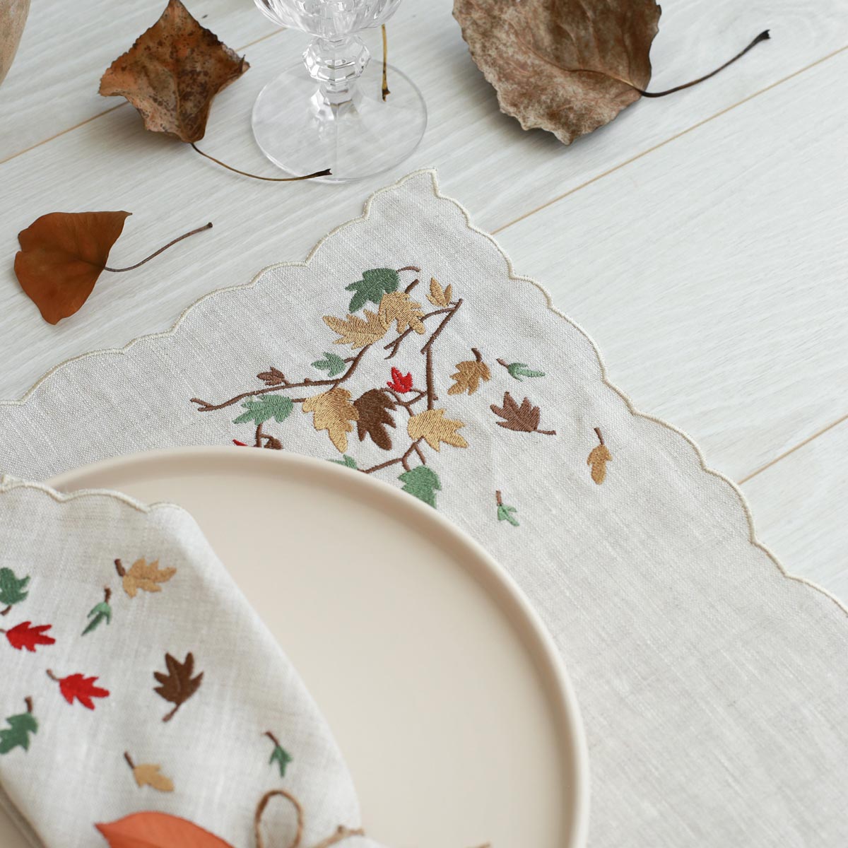 Spilled Leaves Embroidery Linen Placemat  (Set of 2)