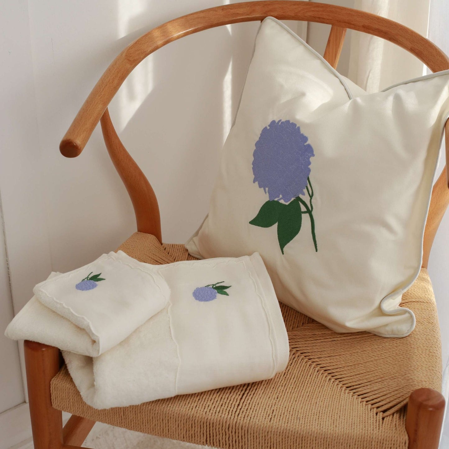 Hydrangea Embroidery Pillowcase