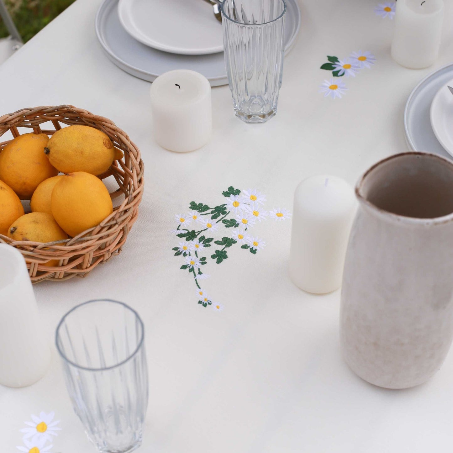 Papatya - Daisy Embroidery Cotton Tablecloth